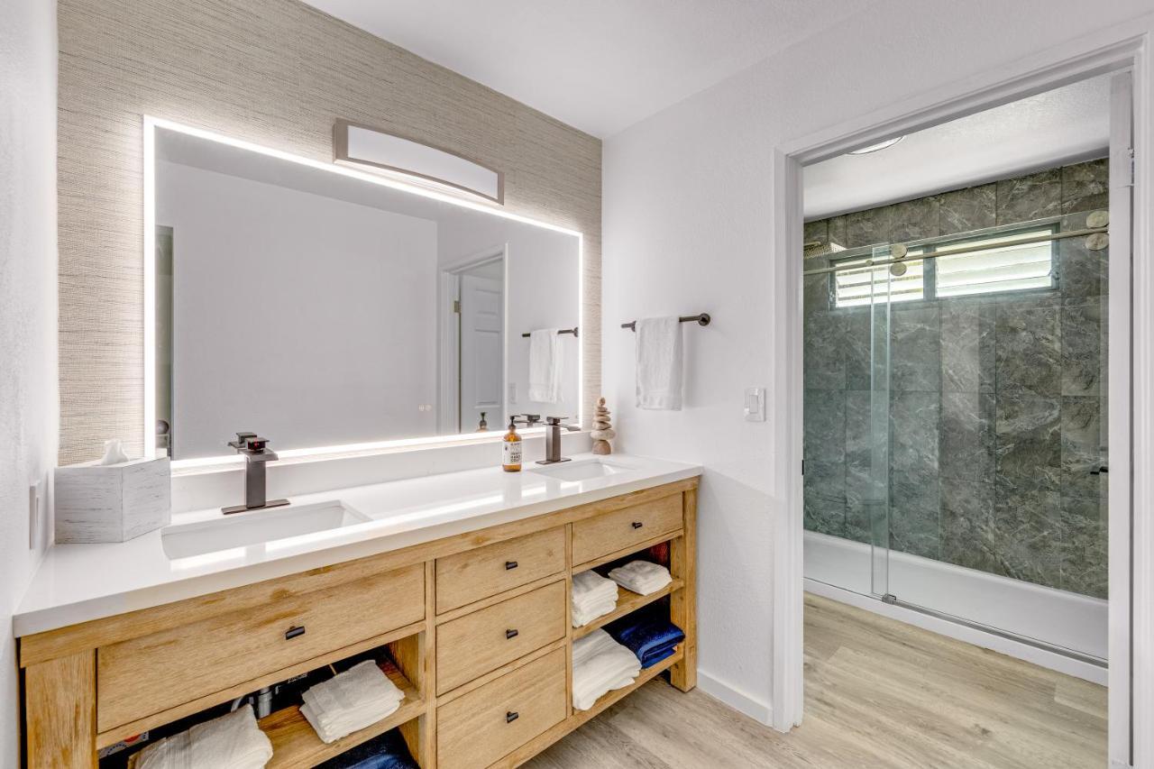 Newly Renovated Condo With Sup Paddle Boards And Golf Clubs Included Кайлуа Кона Екстериор снимка