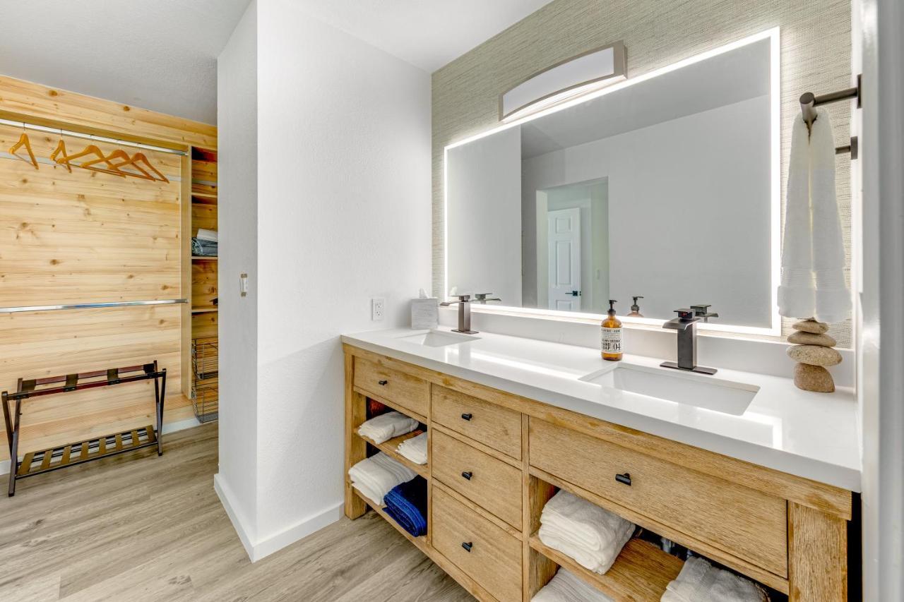 Newly Renovated Condo With Sup Paddle Boards And Golf Clubs Included Кайлуа Кона Екстериор снимка